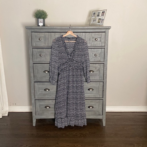 NWOT Large Black and white patterned dress - Picture 2 of 6